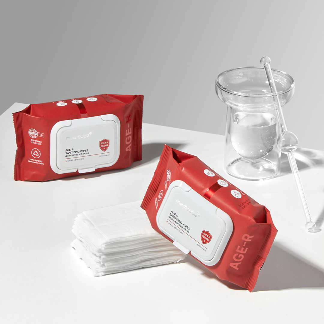cleansing-wipes-f4 1_3_edcccbac-f889-4382-b5de-460e1895b4a1.png